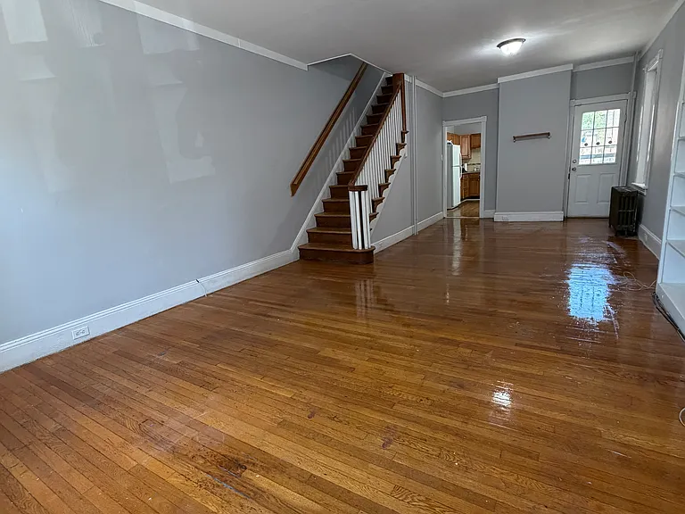 464 Genesee St #1 — Photo 2