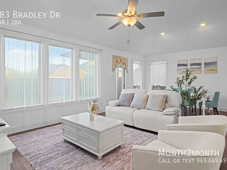 583 Bradley Dr — Photo 1