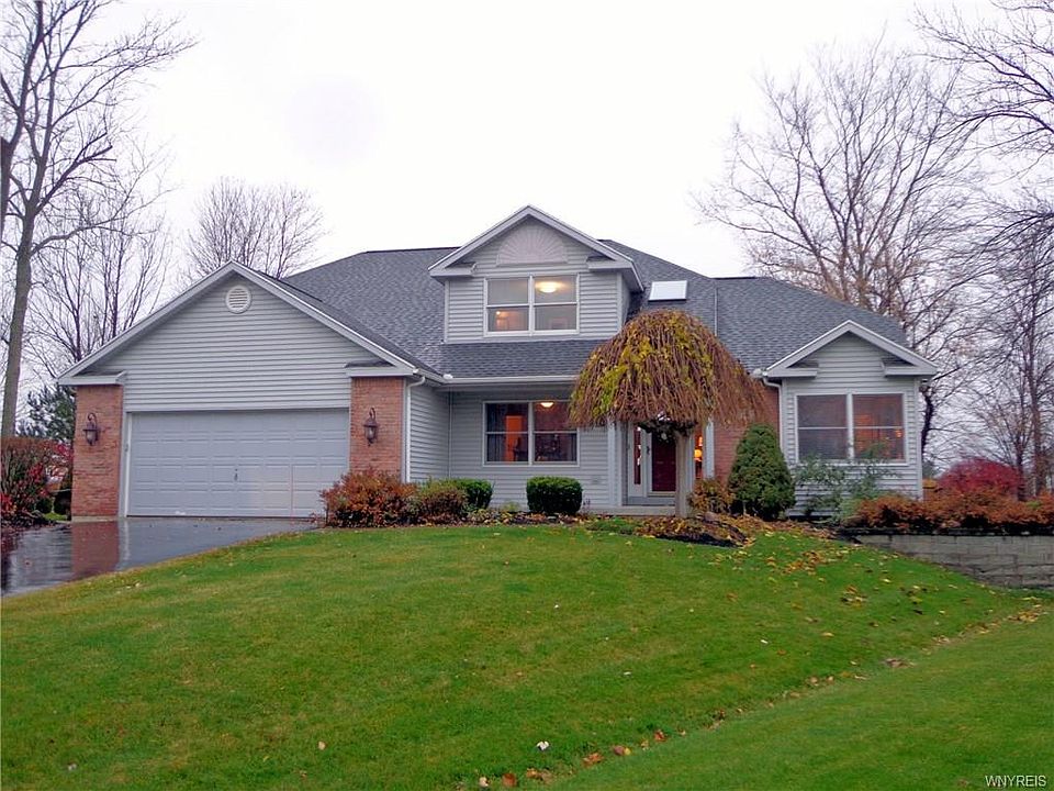 1st image of 4 Peppermill Ln