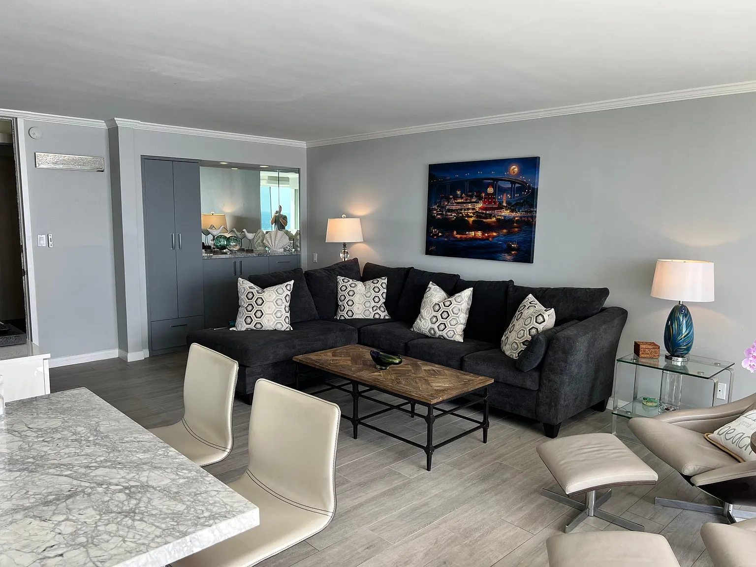 1760 Avenida Del Mundo — Photo 3