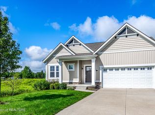 2866 Carnoustie Dr, Okemos, MI 48864