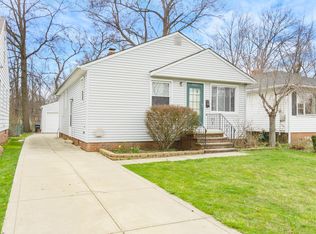 5965 Edgewood Rd, Mayfield Heights, OH 44124