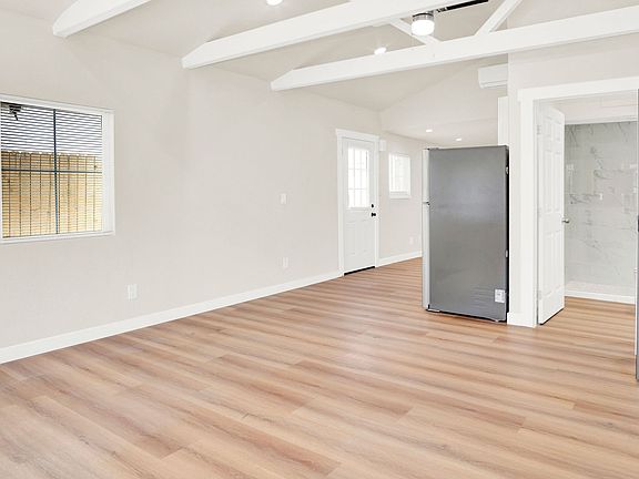 4th image of 2746 Santa Anita Ave
