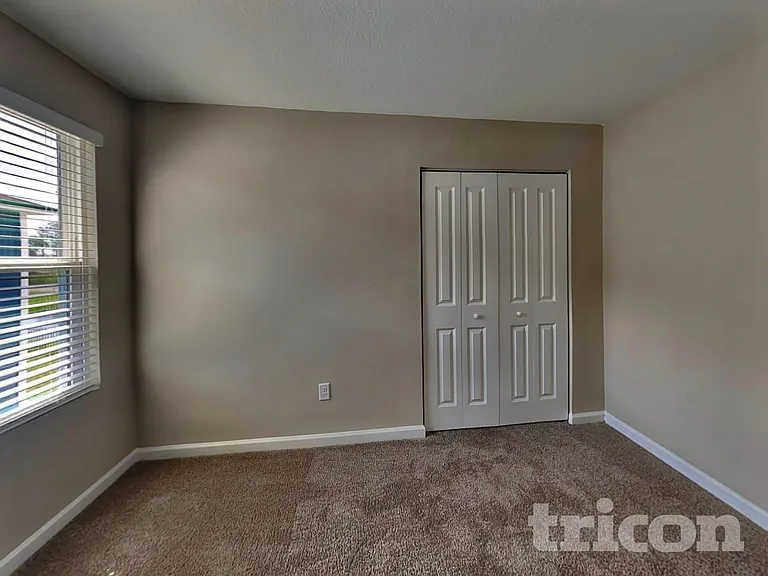 10259 Old Dixie Hwy — Photo 12