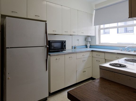 4th image of 5530 S Shore Dr APT 15C