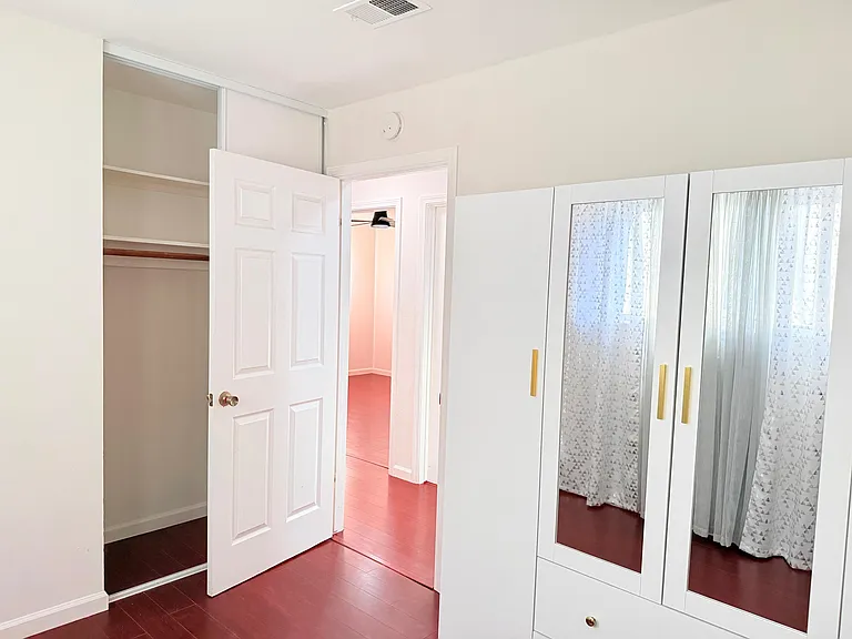 4613 Hampshire Way — Photo 30