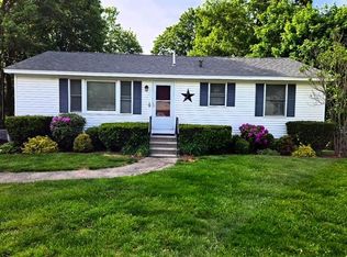 9 Fairview Ave, Derry, NH 03038