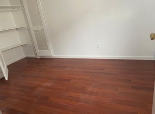 495 Naughton Ave, Staten Island, NY 10305