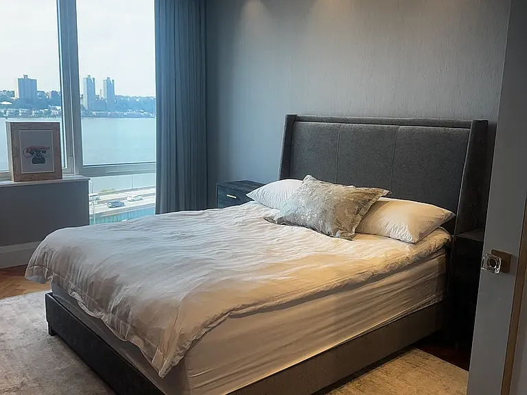80 Riverside Blvd #12L — Photo 19