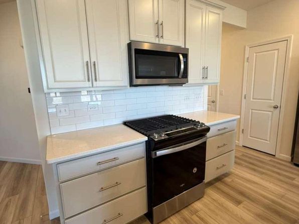 672 Switchgrass Way #58005