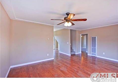 2nd image of 314 Los Angeles Pl