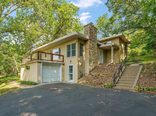 9344 Saint Croix Trl N, Stillwater, MN 55082