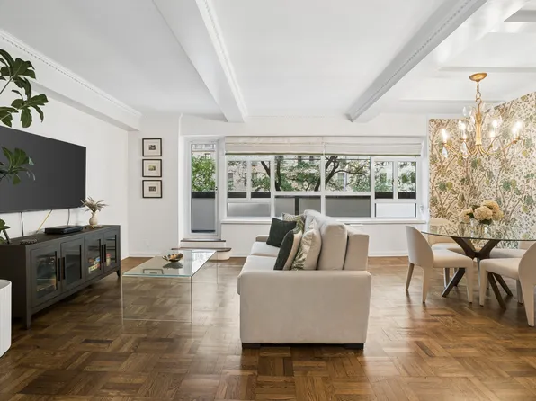 750 Park Avenue image 1 of 8