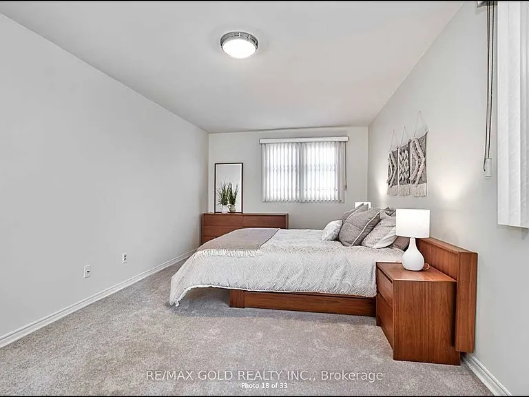2586 Hammond Rd — Photo 17