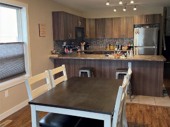 5th image of 9422 93rd St #C