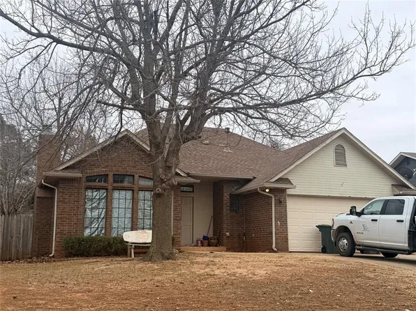 912 N Blackwelder Ave, Edmond, OK 73034