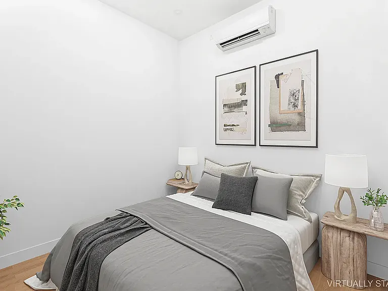 327 Henry St #4F — Photo 5
