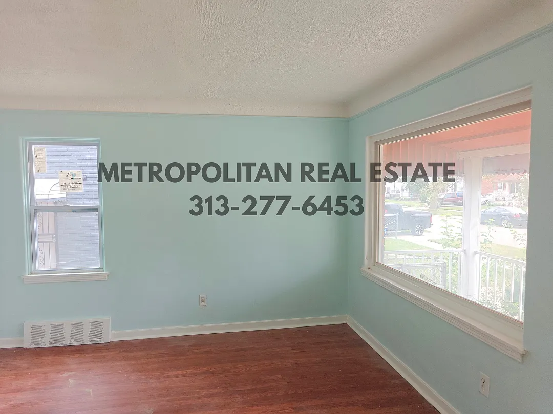 3 bed, 1136 sqft, $1,375 — Photo 2