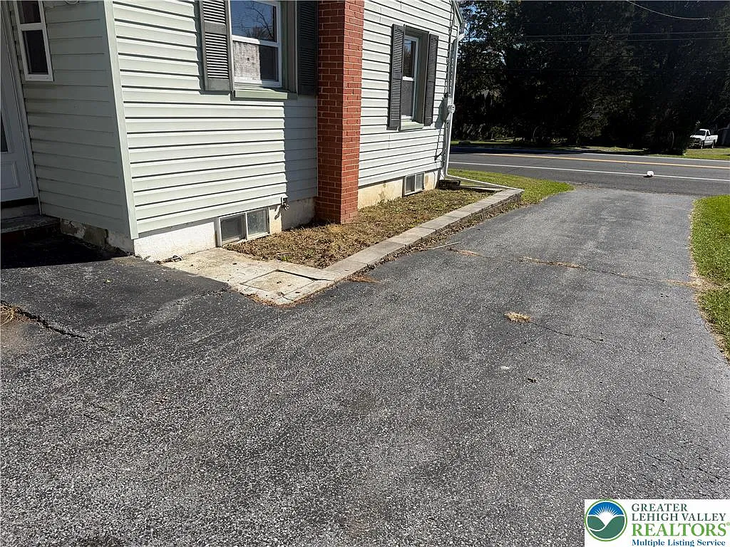 2 bed, 1000 sqft, $2,000 — Photo 4