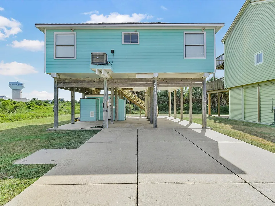 4214 Nueces Dr