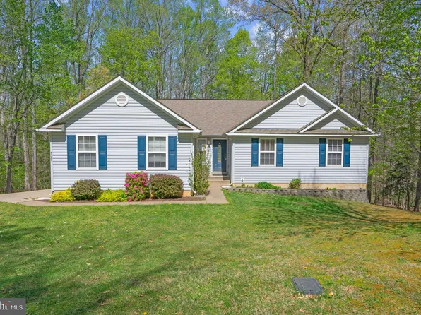 7387 Ambassador Dr, King George, VA 22485