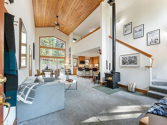 5th image of 10165 Whitetail Ln