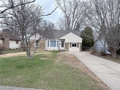 799 Stevens Blvd, Eastlake, OH, 44095