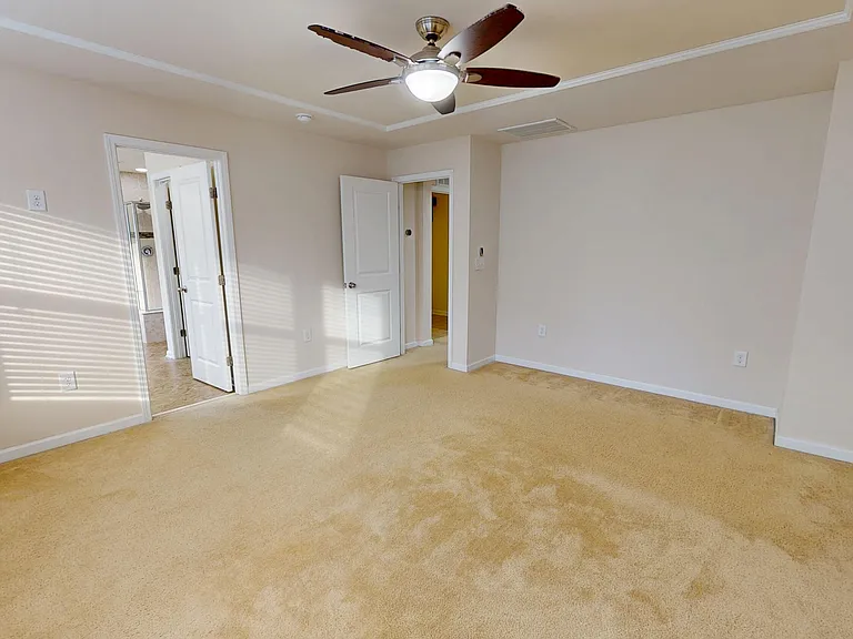 248 Begen St — Photo 26