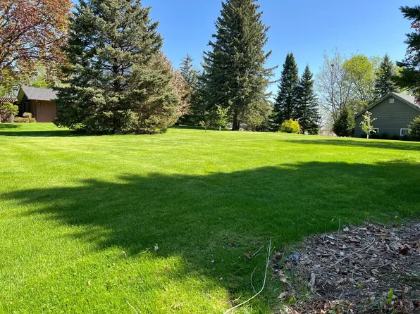 216 Cherry St, Northfield, MN 55057