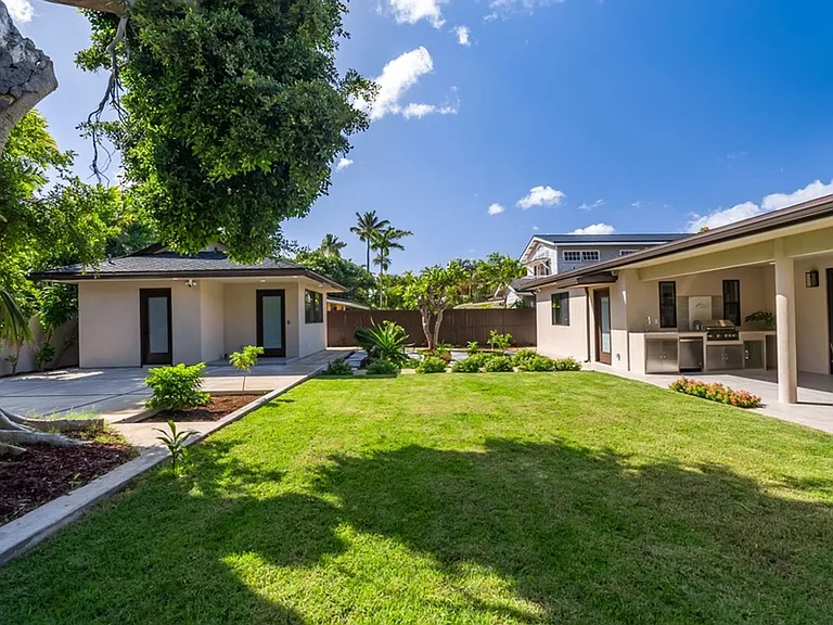 4523 Aukai Ave — Photo 60