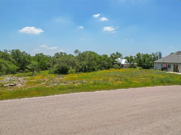 121 Asa Harold, Blanco, TX 78606