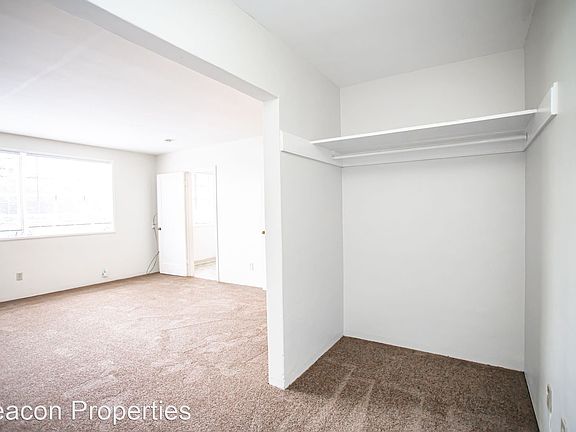 5th image of 350 Berkeley Park Blvd Ste 2