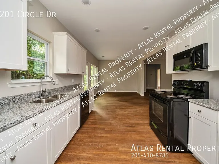 3201 Circle Dr — Photo 13