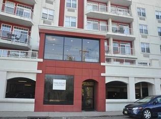1100 River Rd APT 105, Edgewater, NJ 07020