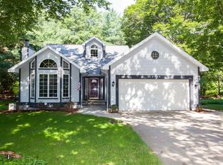 18564 Zuni Dr, Spring Lake, MI 49456 | Zillow