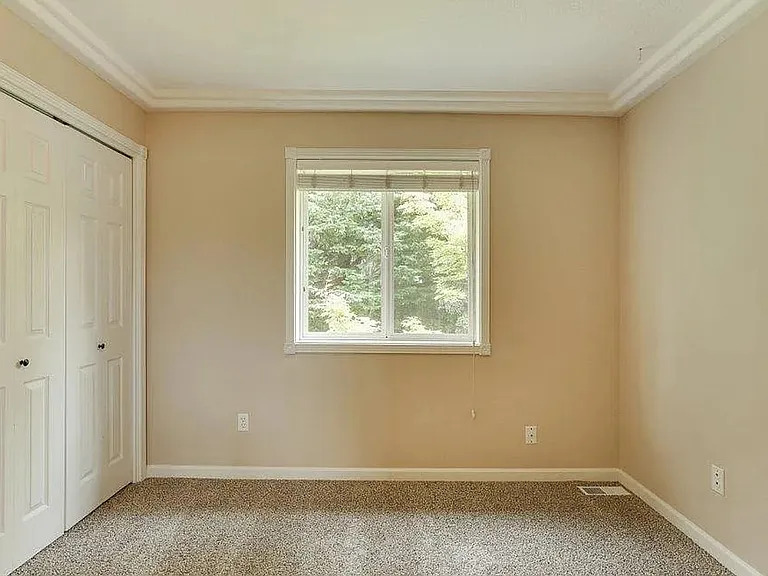 16541 NW Graf St — Photo 23