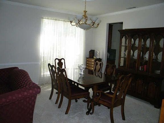 3rd image of 6628 Alderbrook Dr