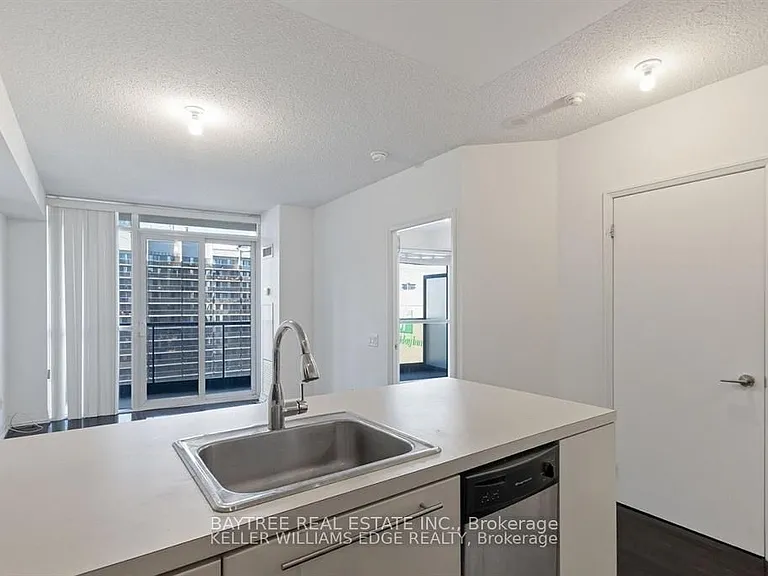 25 Carlton St #2308 — Photo 3