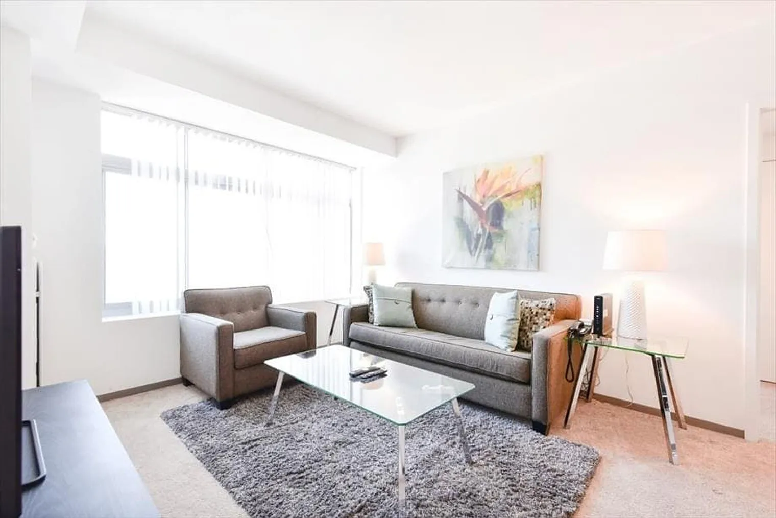 2 bed, 2.0 bath, 1054 sqft, $11,526 — Photo 1