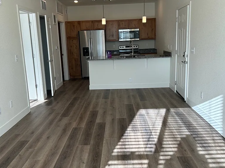 The Overlook Apartments — Photo 18