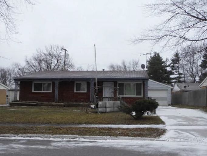 1st image of 1521 E 33rd Pl