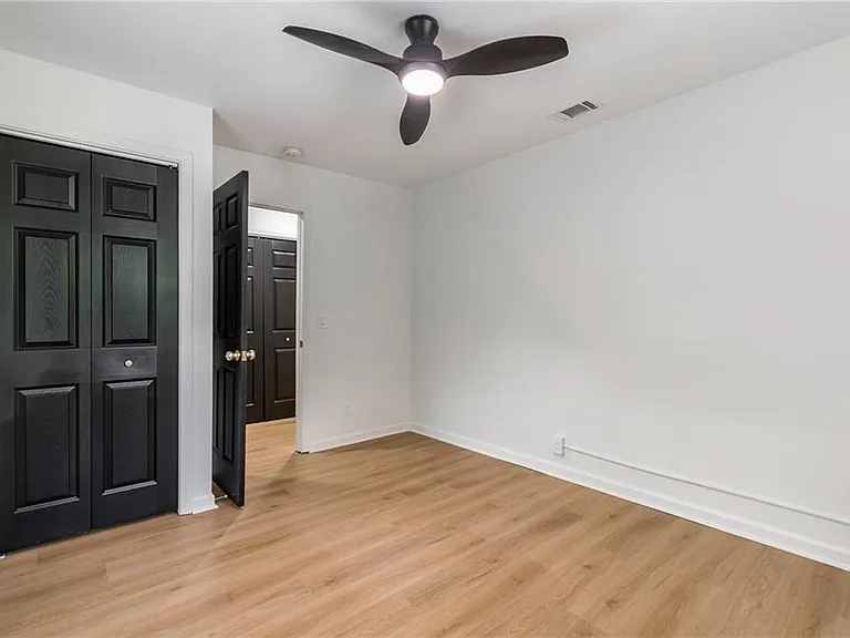 2093 Wildrose Dr — Photo 13