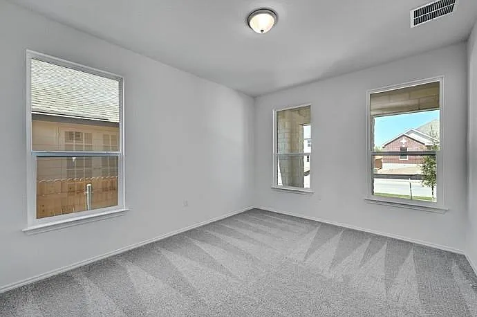 12529 Hallstatt Dr — Photo 12