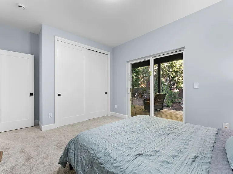 7029 8th Ave — Photo 32