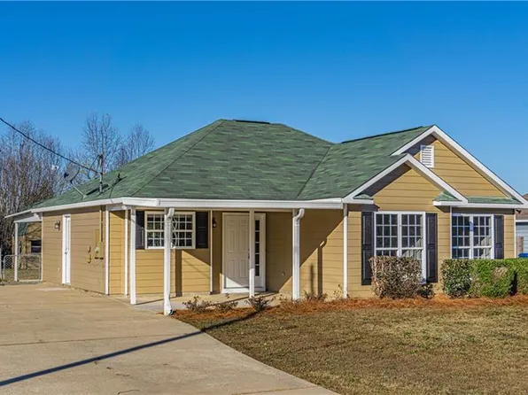 286 Lee Road 2095, Phenix City, AL 36870