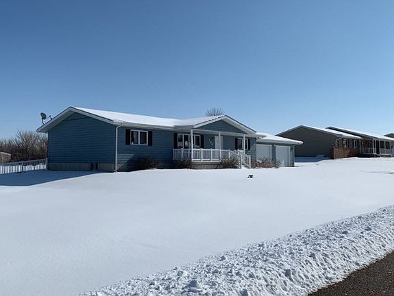 2nd image of 203 Sunny Dr