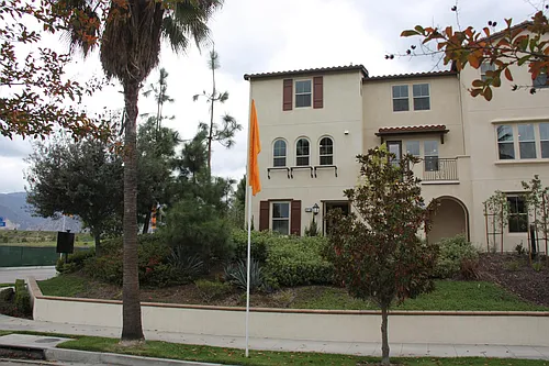 827 E Promenade #A Photo 1