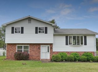 2530 Danielle Dr, Dover, PA