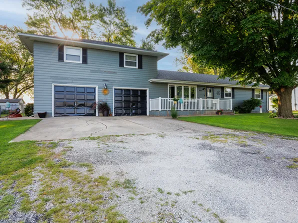 1015 Washington St, Minonk, IL 61760