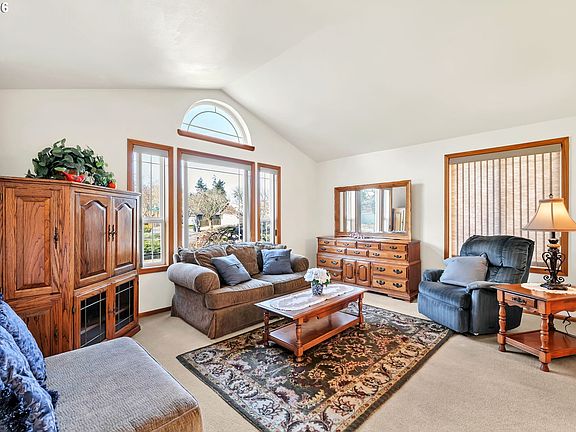 3rd image of 4471 Spring Meadow Ave